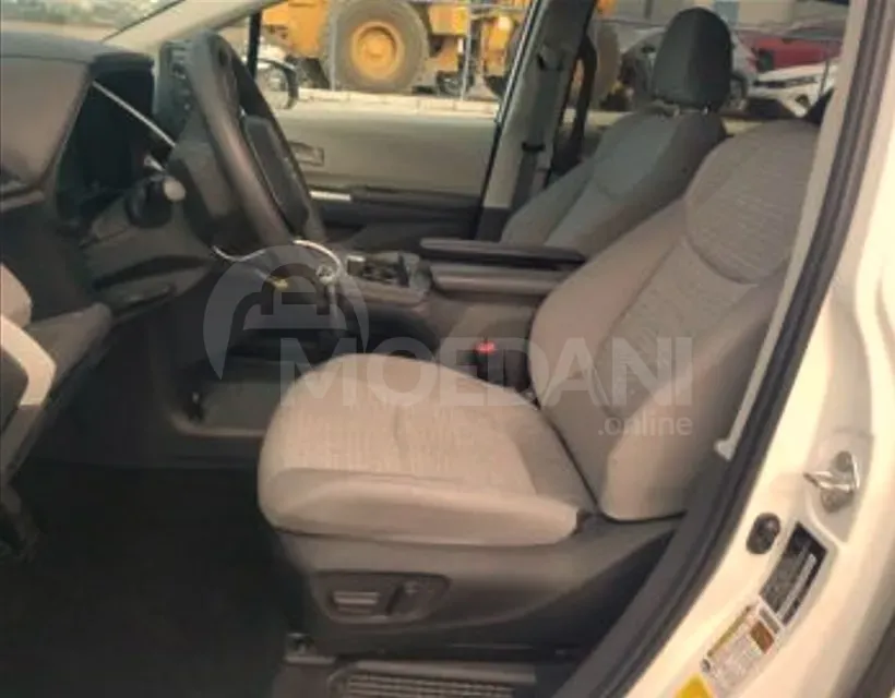 Toyota Sienna 2.5L 2022 Тбилиси - изображение 7