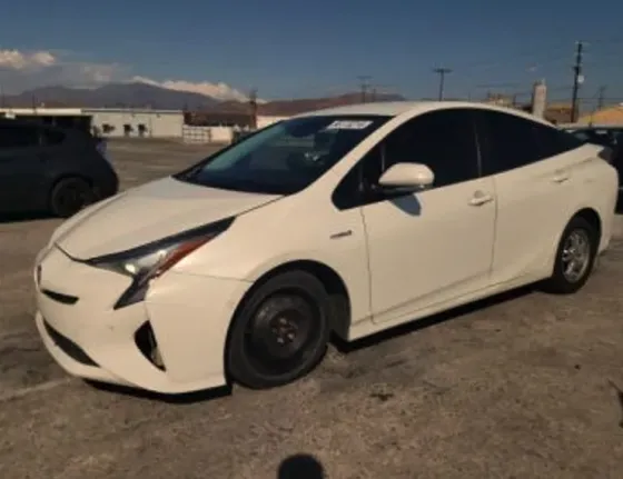 Toyota Prius 2017 თბილისი