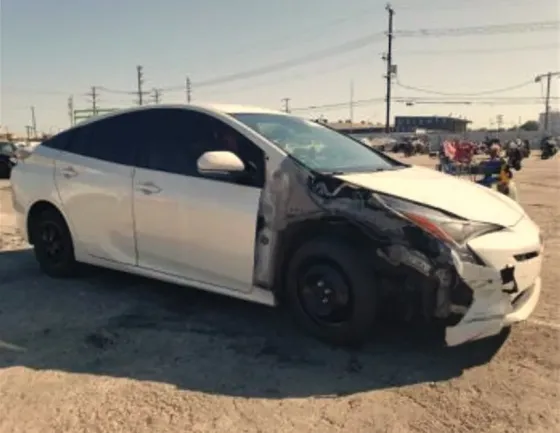 Toyota Prius 2017 Tbilisi