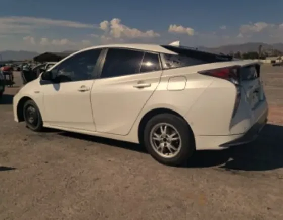 Toyota Prius 2017 Tbilisi