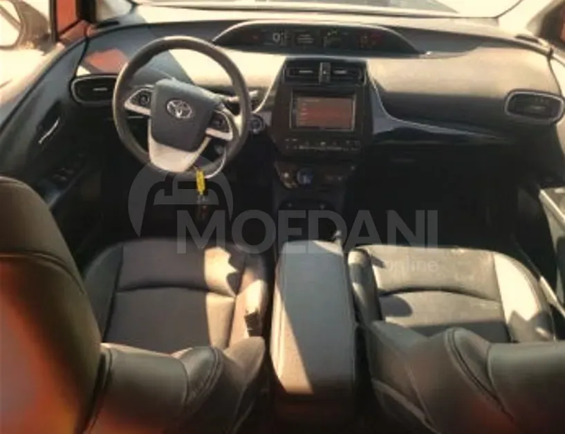 Toyota Prius 1.8L 2017 Тбилиси - изображение 9