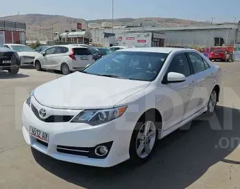 Toyota Camry 2.4L 2014 Тбилиси - изображение 2