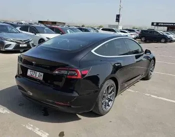 Tesla Model 3 2019 Тбилиси