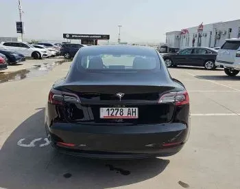 Tesla Model 3 2019 Тбилиси