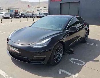 Tesla Model 3 2019 თბილისი