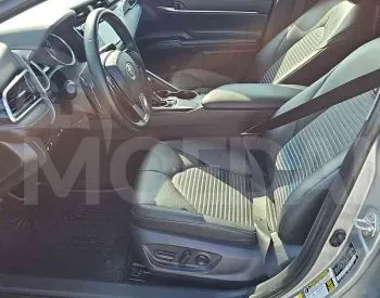 Toyota Camry 2.5L 2018 Тбилиси - изображение 7
