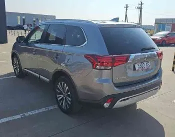 Mitsubishi Outlander 2020 Тбилиси