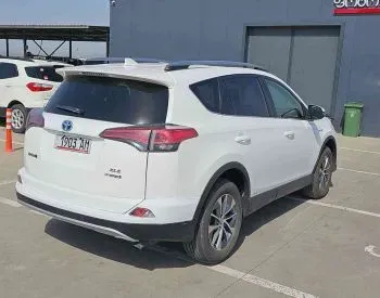 Toyota RAV4 2017 თბილისი