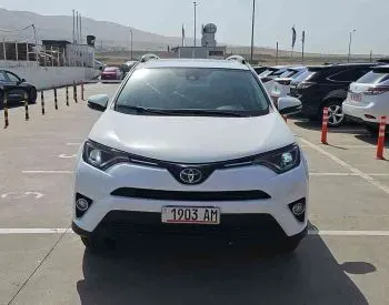 Toyota RAV4 2017 თბილისი