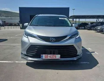 Toyota Sienna 2021 თბილისი