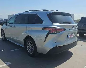 Toyota Sienna 2021 თბილისი