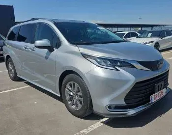 Toyota Sienna 2021 თბილისი