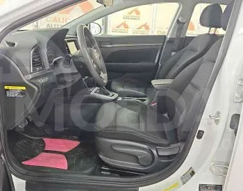 Hyundai Elantra 2018 Tbilisi - photo 9
