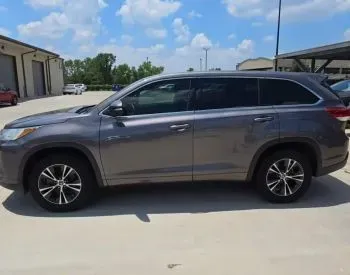 Toyota Highlander 2018 თბილისი