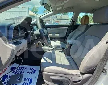 Hyundai Elantra 2019 Tbilisi - photo 4