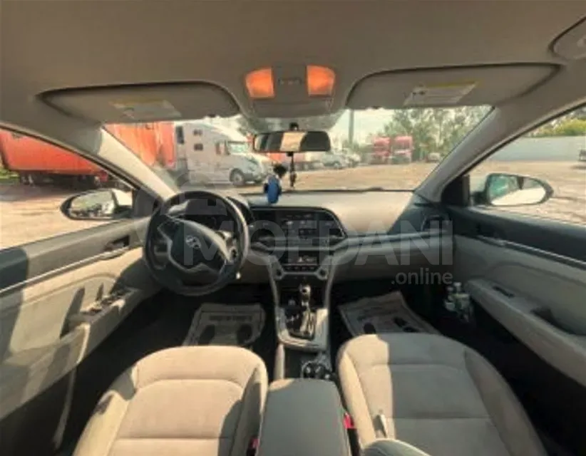 Hyundai Elantra 2017 Tbilisi - photo 9