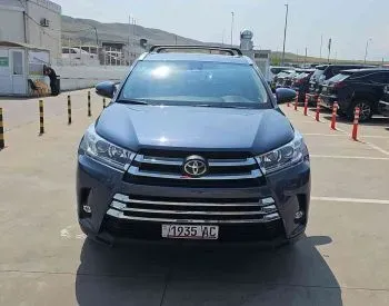 Toyota Highlander 2017 თბილისი