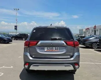 Mitsubishi Outlander 2019 Тбилиси