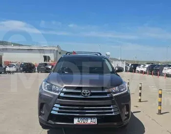 Toyota Highlander 2017 თბილისი - photo 1