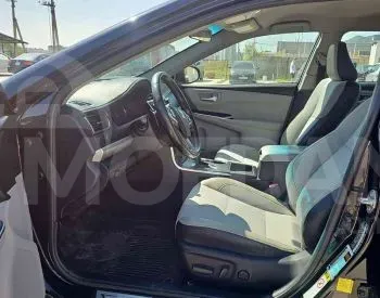 Toyota Camry 2.5L 2017 Тбилиси - изображение 9