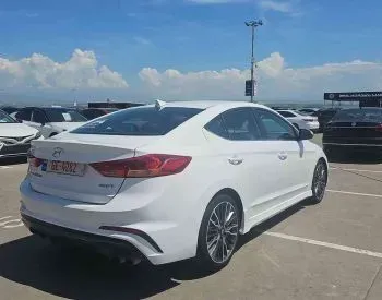 Hyundai Elantra 2018 Тбилиси