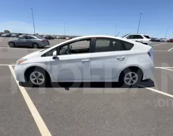 Toyota Prius 2015 თბილისი - photo 2