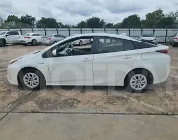 Toyota Prius 2016 Tbilisi - photo 4