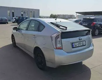 Toyota Prius 2014 Тбилиси