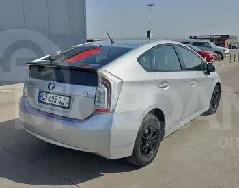 Toyota Prius 1.8L 2014 Тбилиси - изображение 4