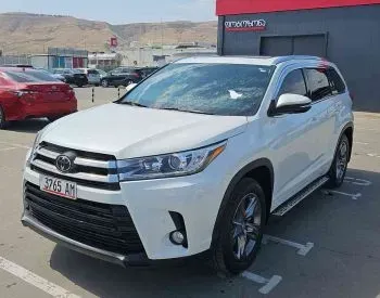 Toyota Highlander 2017 Tbilisi