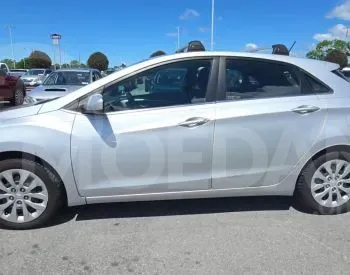 Hyundai Elantra 2016 Tbilisi - photo 4