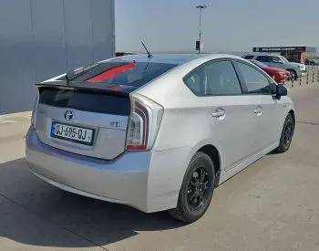 Toyota Prius 2014 Тбилиси