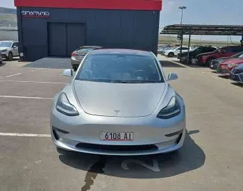 Tesla Model 3 2018 თბილისი