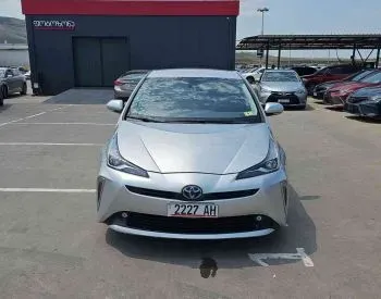 Toyota Prius 2020 Тбилиси