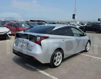 Toyota Prius 1.8L 2020 Тбилиси - изображение 4
