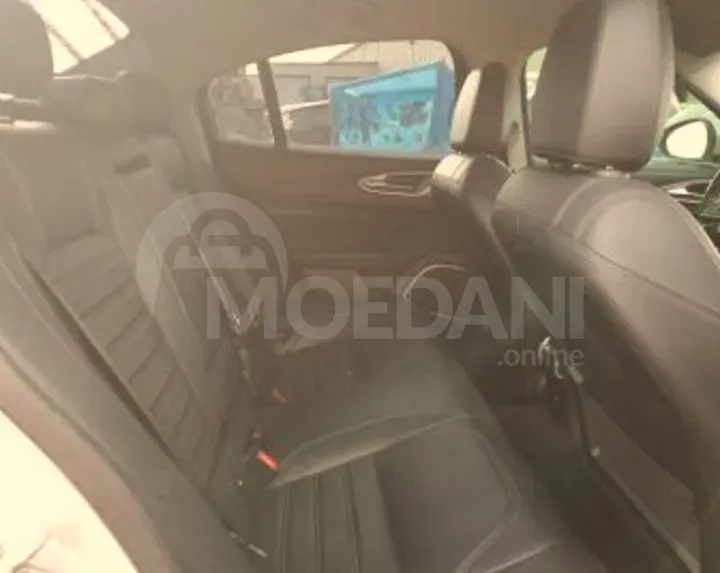 Alfa Romeo Giulia 2017 Тбилиси - изображение 10