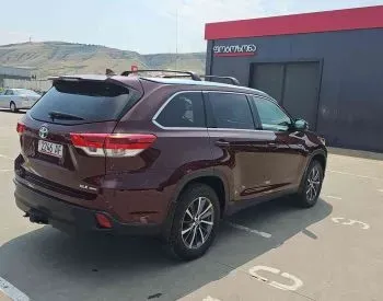 Toyota Highlander 2019 თბილისი