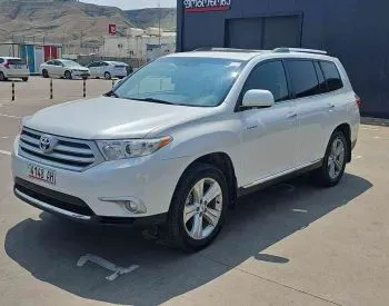 Toyota Highlander 2014 თბილისი