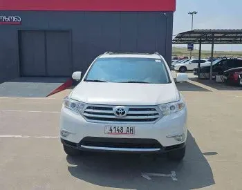 Toyota Highlander 2014 თბილისი