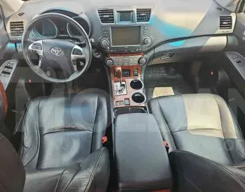 Toyota Highlander 2014 Тбилиси - изображение 8