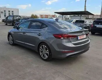 Hyundai Elantra 2018 Тбилиси