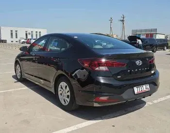 Hyundai Elantra 2019 Тбилиси