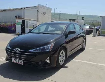 Hyundai Elantra 2019 Тбилиси