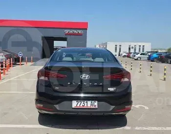 Hyundai Elantra 2019 Tbilisi - photo 5