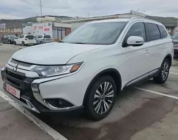 Mitsubishi Outlander 2019 Тбилиси