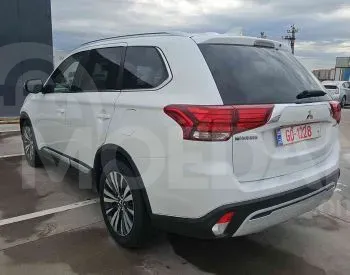 Mitsubishi Outlander 2019 თბილისი - photo 6