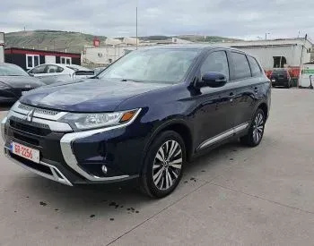 Mitsubishi Outlander 2019 Тбилиси