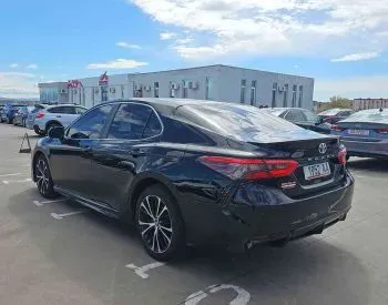 Toyota Camry 2018 თბილისი