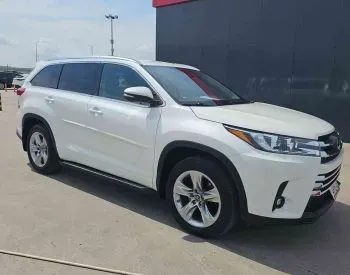 Toyota Highlander 2017 Тбилиси