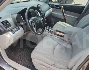 Toyota Highlander 2014 Тбилиси - изображение 10